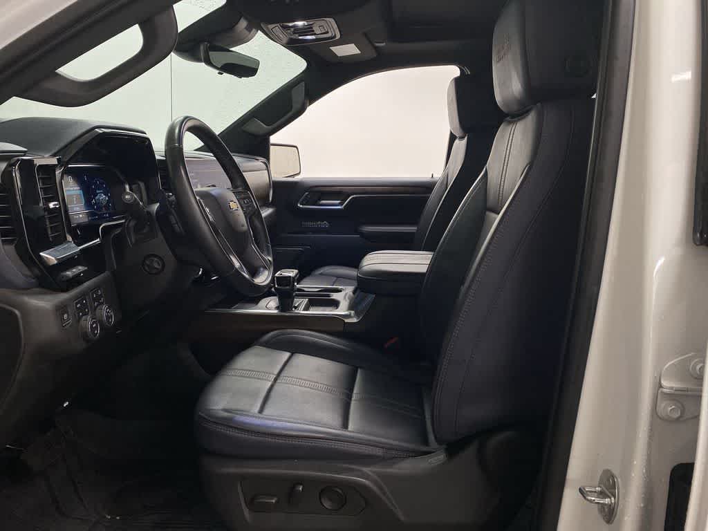 Thumbnail: 2023 Chevrolet Silverado 1500 - 13