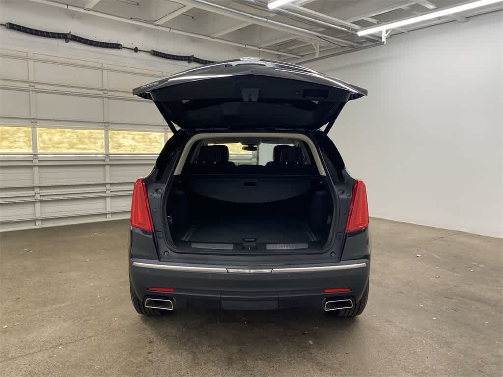 Thumbnail: 2017 Cadillac XT5 - 30