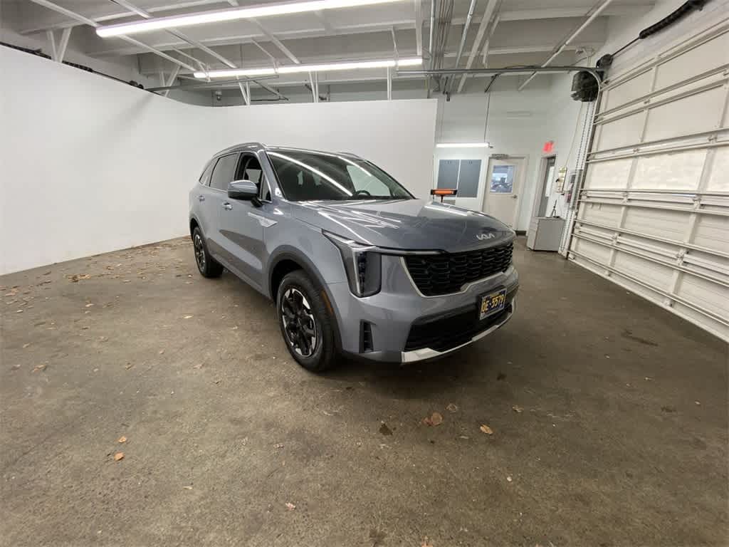 Thumbnail: 2025 Kia Sorento - 8