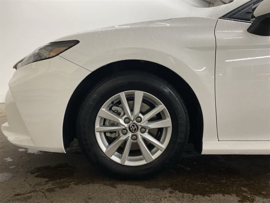 Thumbnail: 2025 Toyota Camry - 12