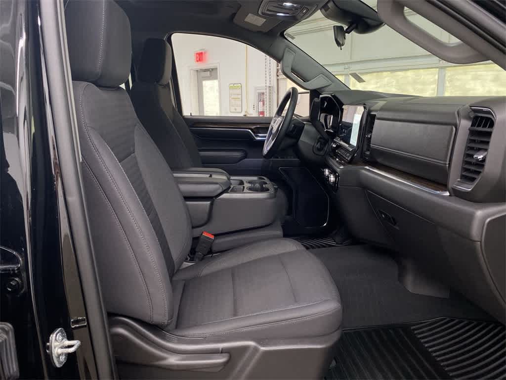 Thumbnail: 2023 GMC Sierra 1500 - 17