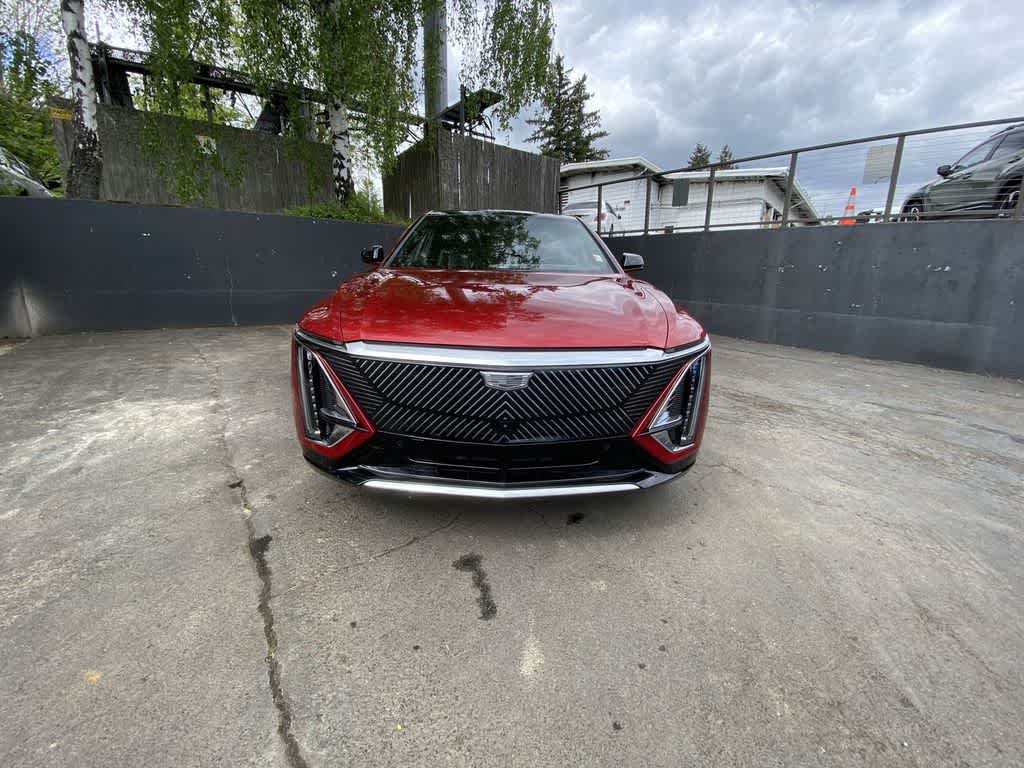 Thumbnail: 2024 Cadillac Lyriq - 9