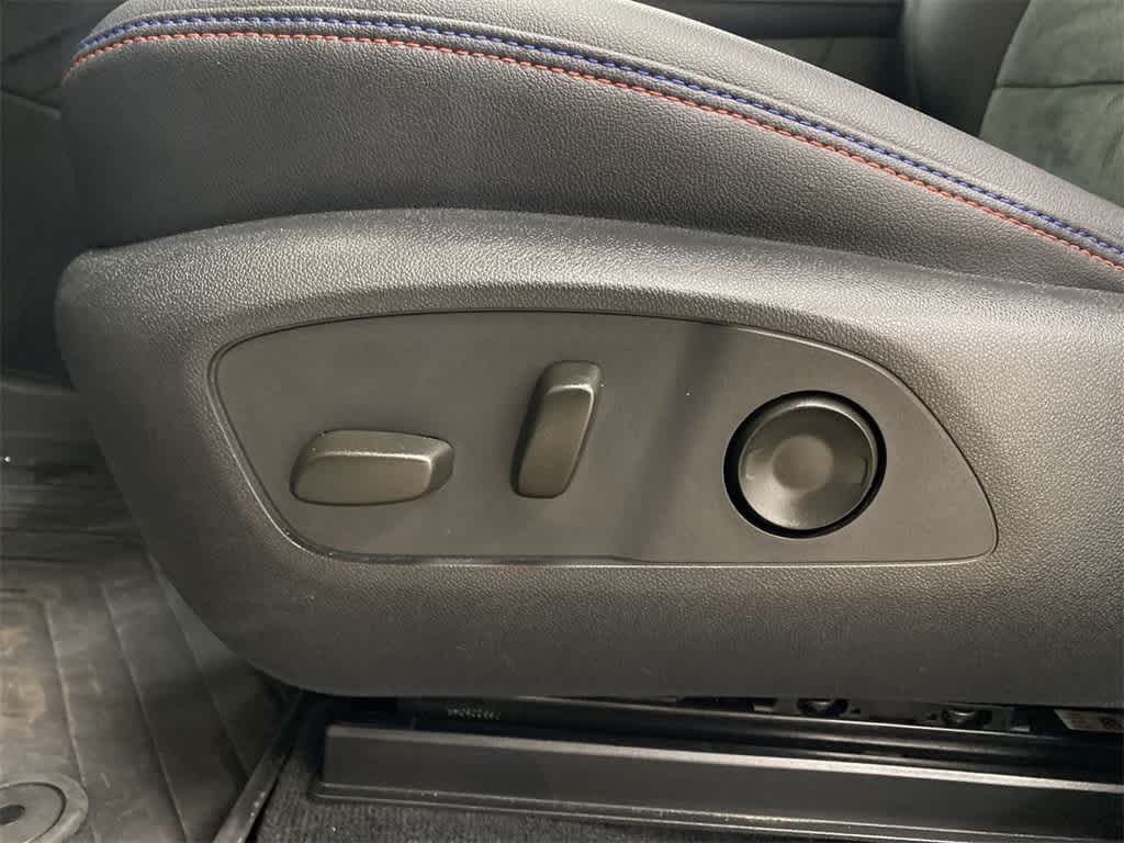 Thumbnail: 2024 Chevrolet Blazer EV - 16