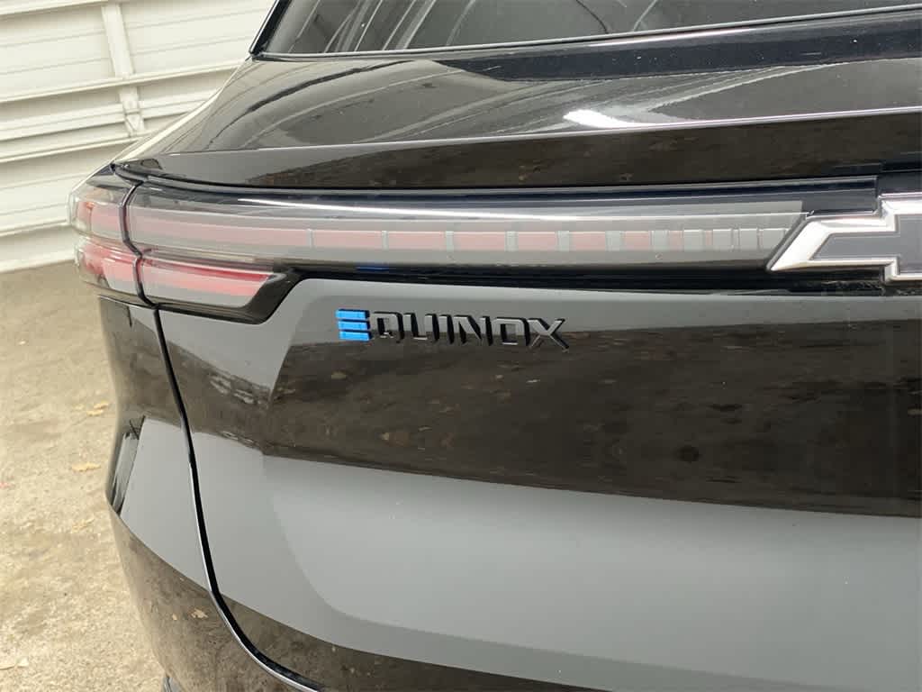 Thumbnail: 2024 Chevrolet Equinox - 10
