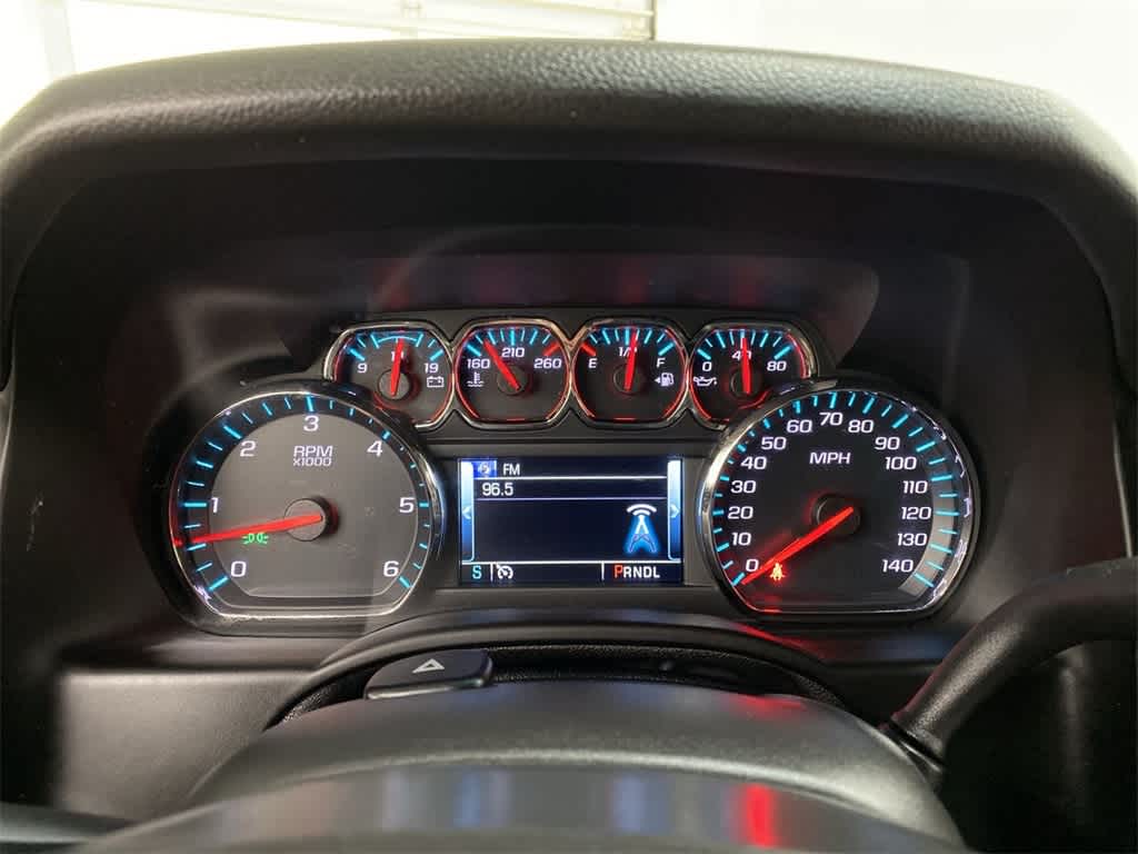 Thumbnail: 2018 Chevrolet Tahoe - 26