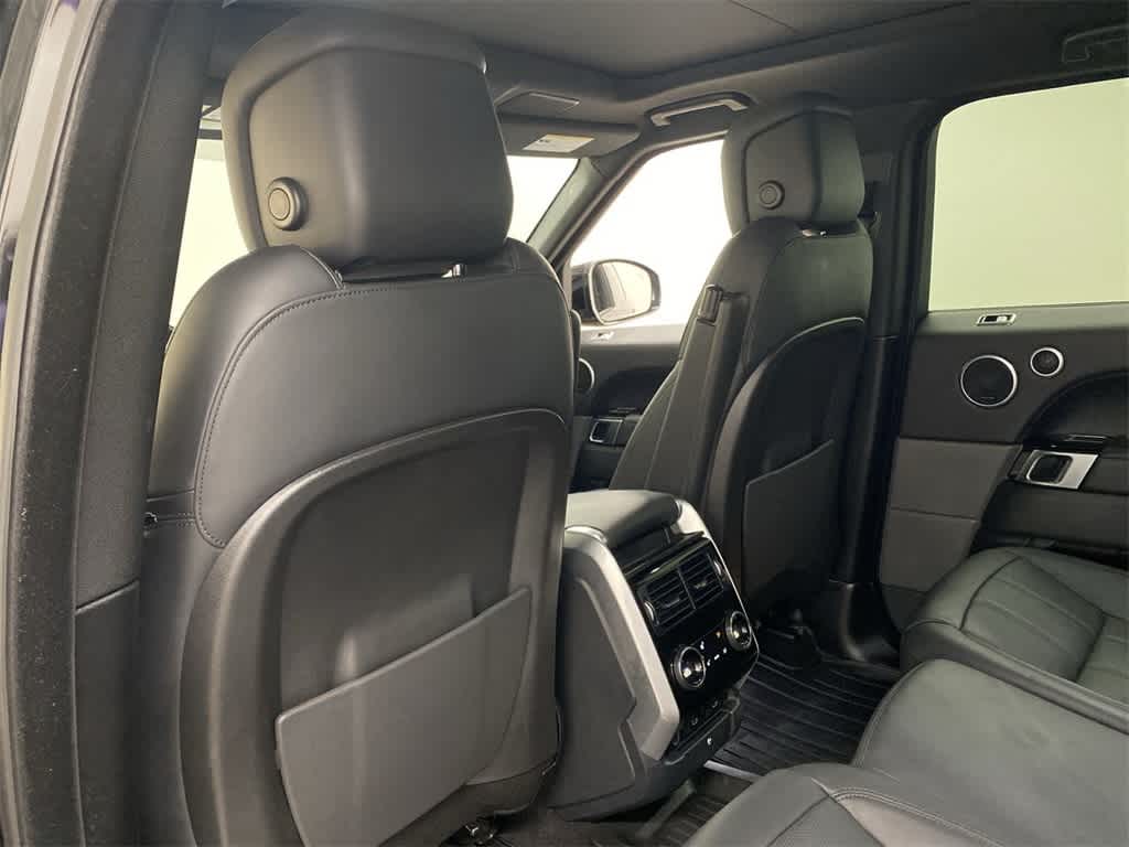 Thumbnail: 2022 Land Rover Range Rover Sport - 17