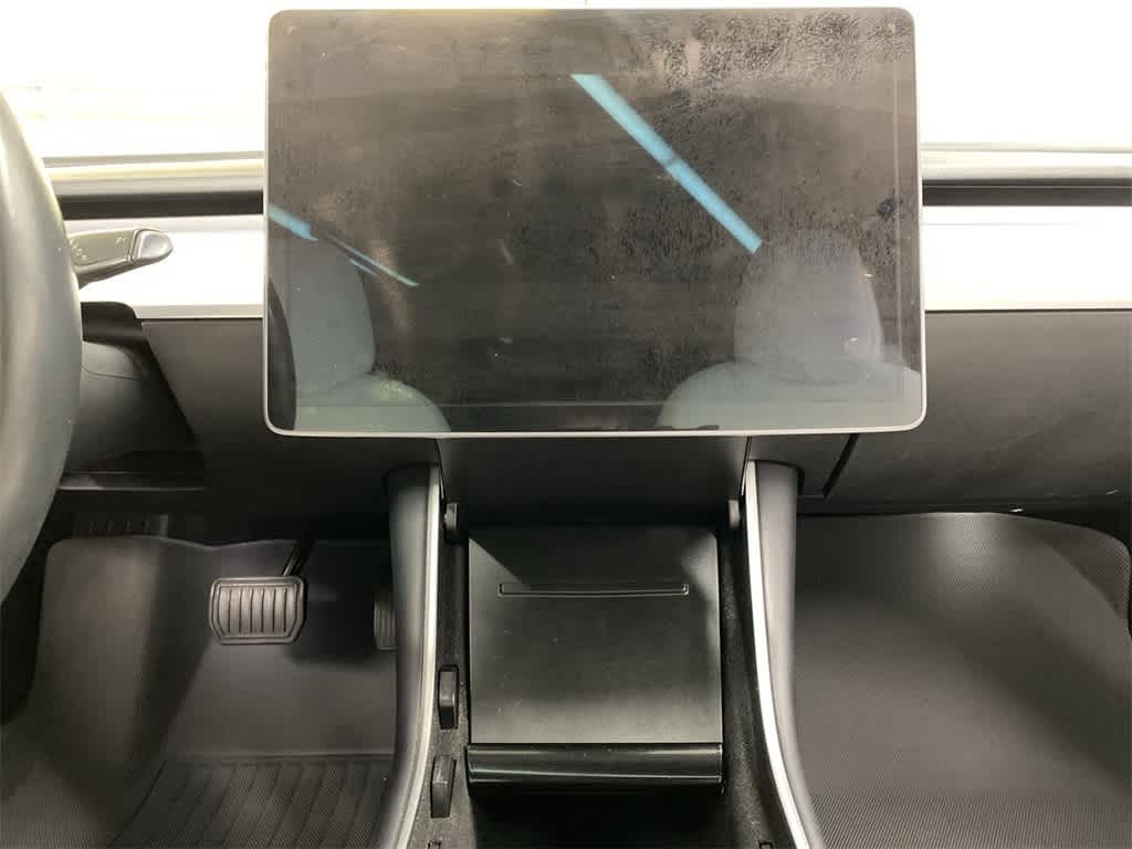 Thumbnail: 2018 Tesla Model 3 - 23