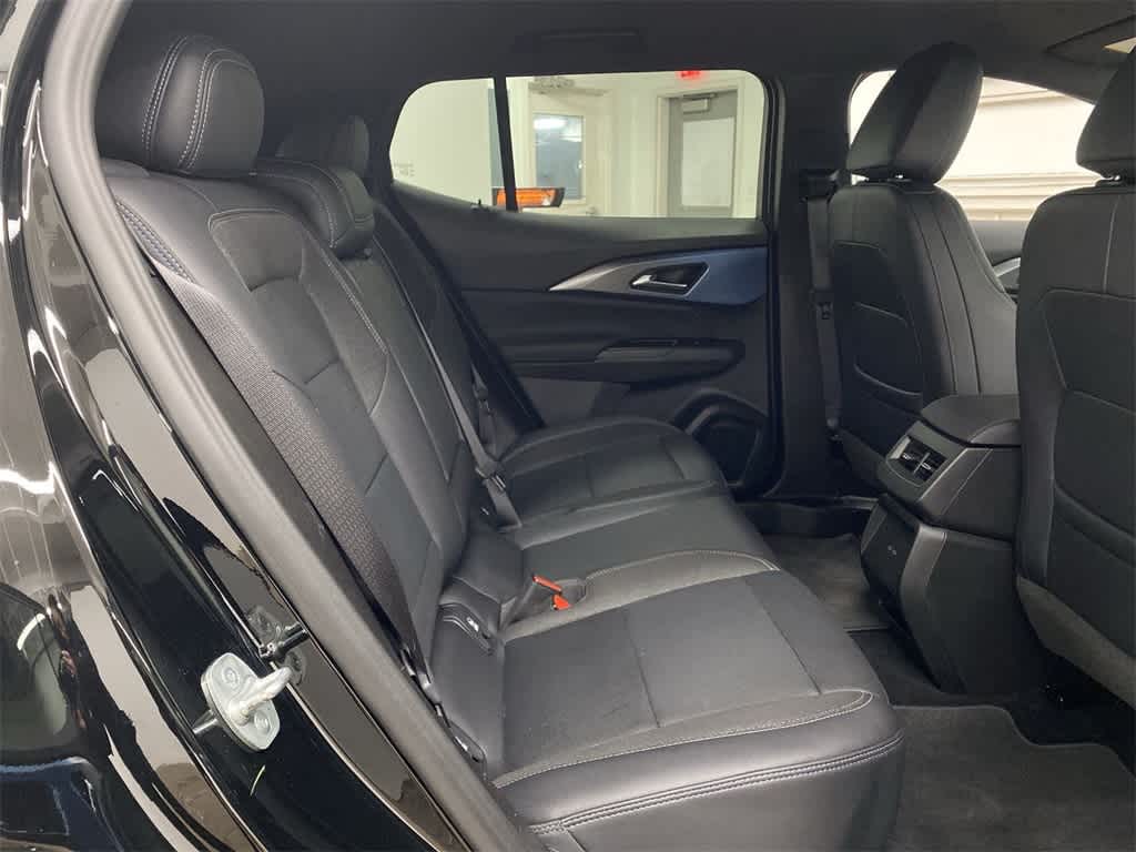 Thumbnail: 2025 Chevrolet Equinox - 17