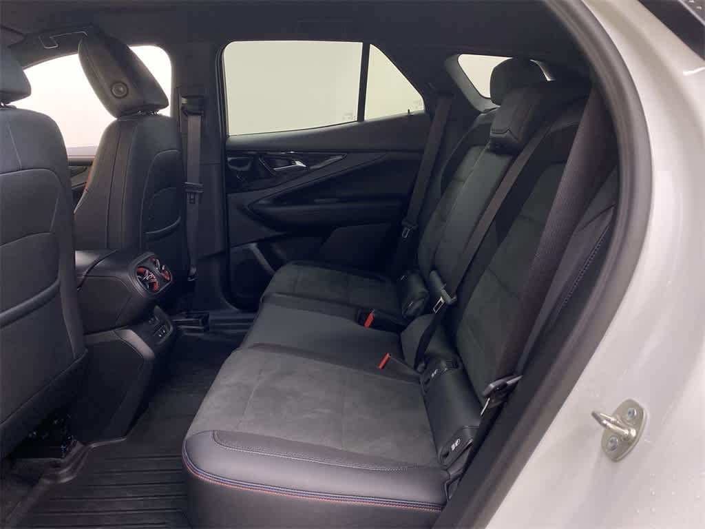 Thumbnail: 2024 Chevrolet Blazer EV - 17