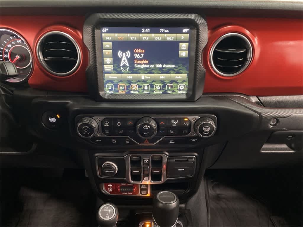 Thumbnail: 2022 Jeep Gladiator - 25