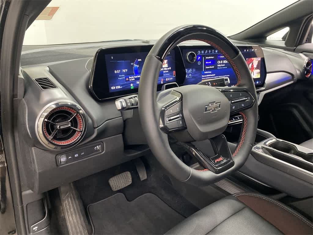 Thumbnail: 2024 Chevrolet Equinox - 2