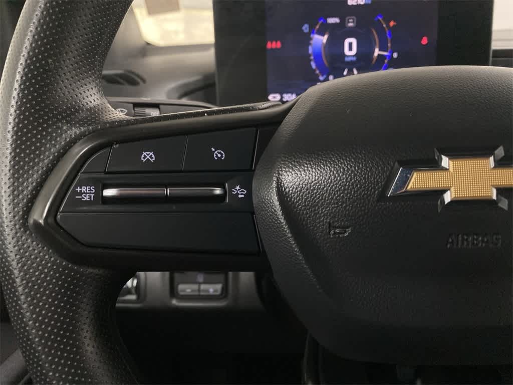 Thumbnail: 2024 Chevrolet Silverado EV - 20