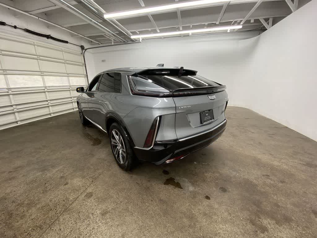 Thumbnail: 2025 Cadillac Lyriq - 4