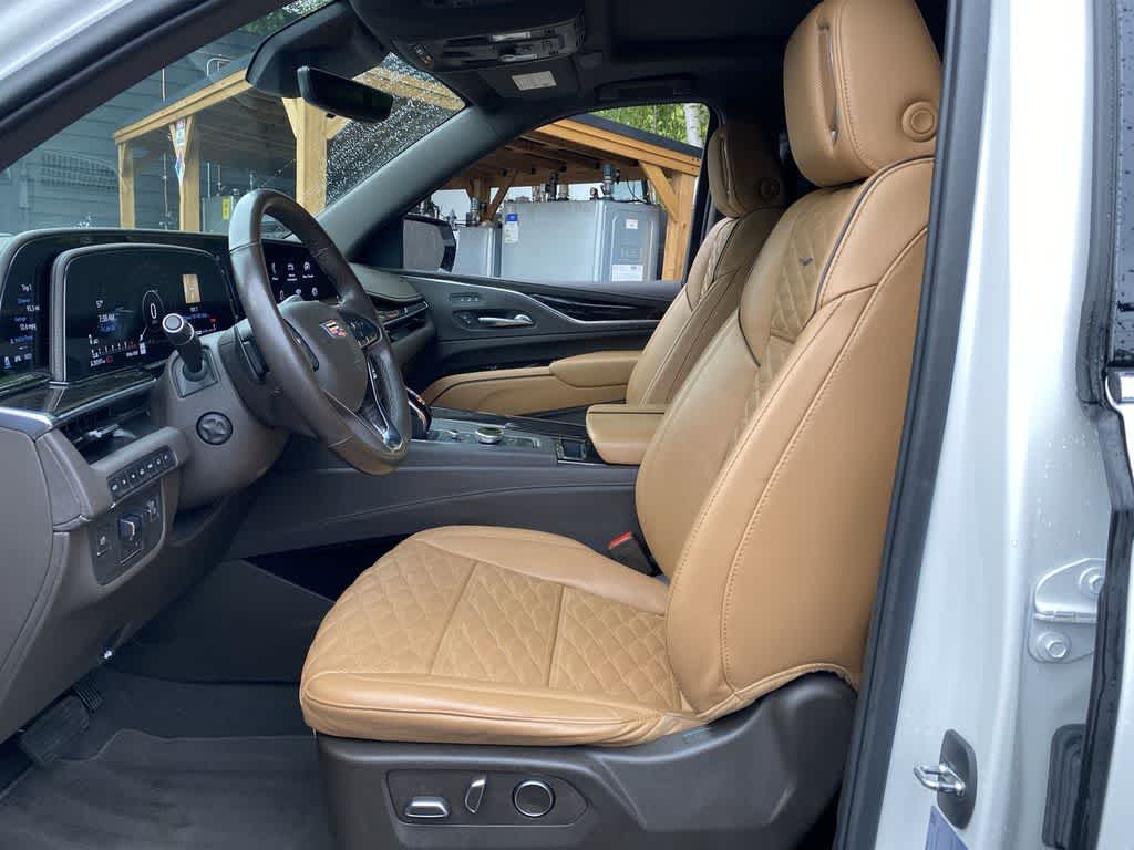 Thumbnail: 2021 Cadillac Escalade - 14
