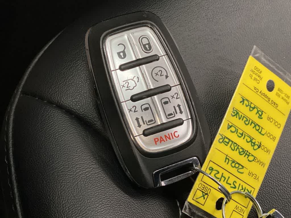 Thumbnail: 2024 Chrysler Pacifica - 28