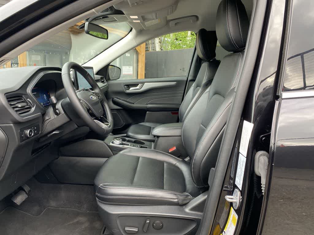 Thumbnail: 2025 Ford Escape - 13