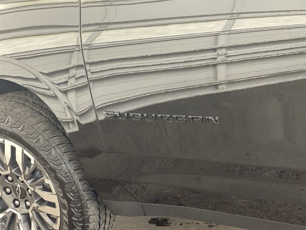 Thumbnail: 2025 Chevrolet Suburban - 10