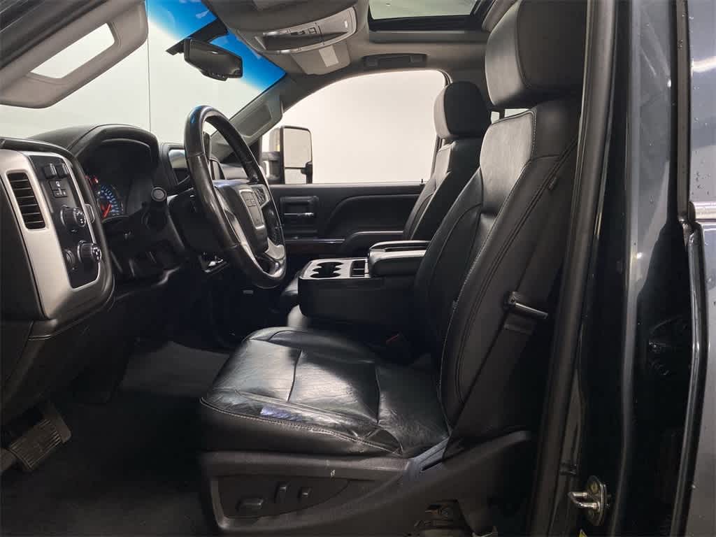 Thumbnail: 2019 GMC Sierra 2500 - 14