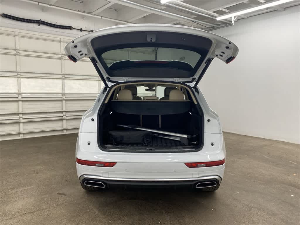 Thumbnail: 2022 Audi Q5 - 29