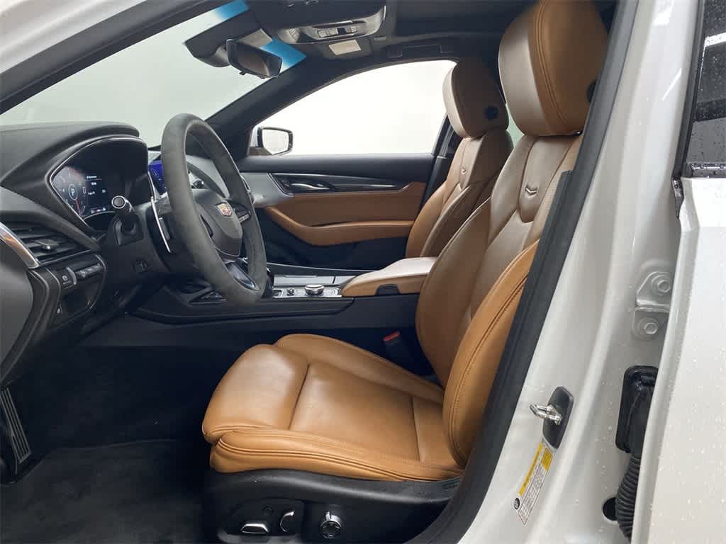 Thumbnail: 2023 Cadillac CT5 - 14