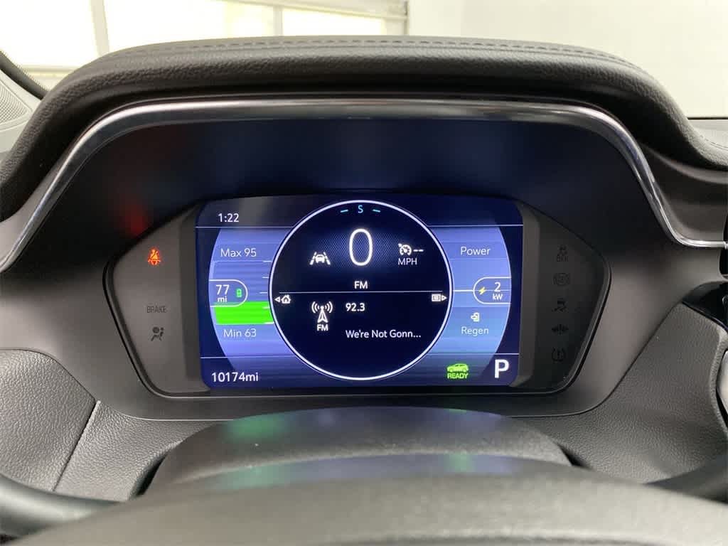 Thumbnail: 2023 Chevrolet Bolt EUV - 28