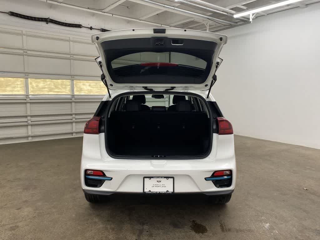 Thumbnail: 2022 Kia Niro - 30