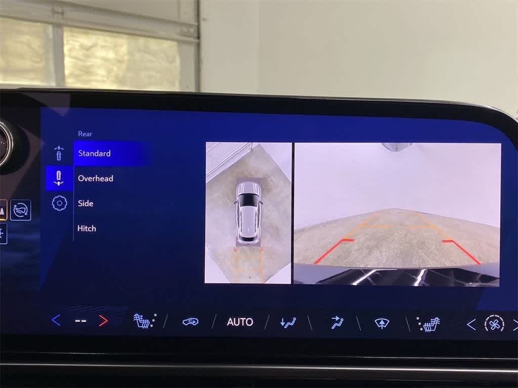 Thumbnail: 2024 Chevrolet Equinox - 26