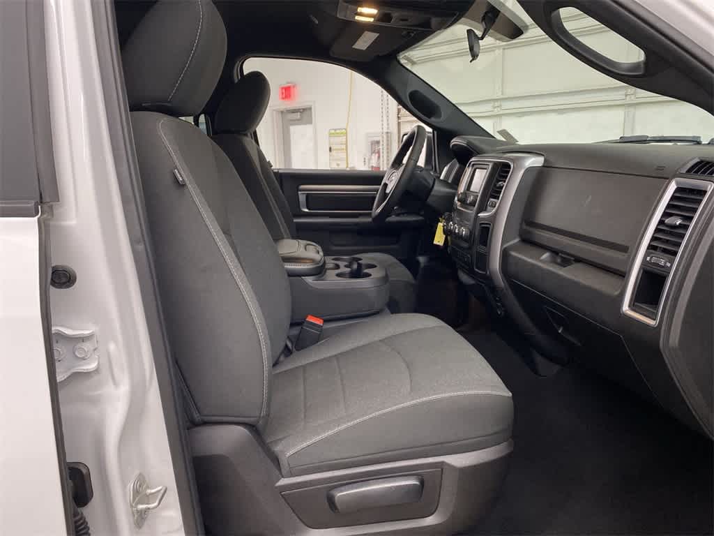 Thumbnail: 2024 RAM 1500 Classic - 18