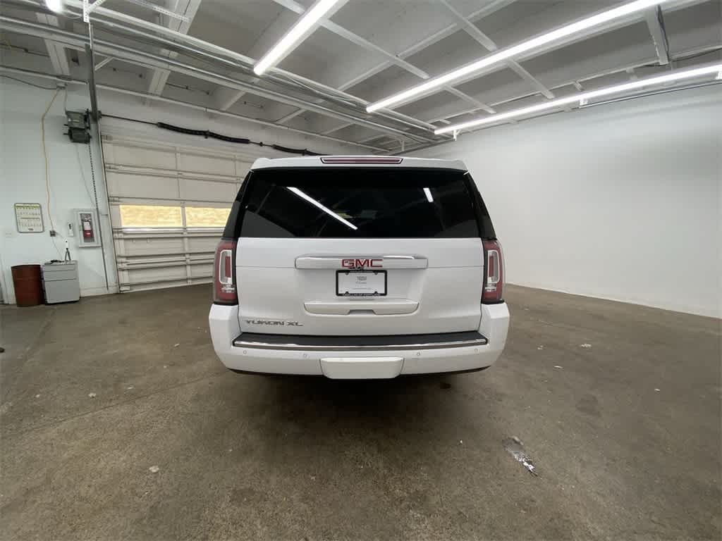 Thumbnail: 2016 GMC Yukon XL - 5