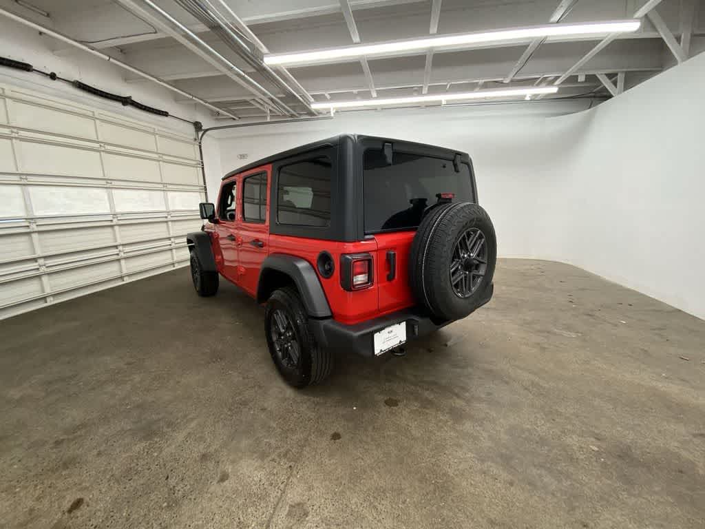 Thumbnail: 2025 Jeep Wrangler - 4