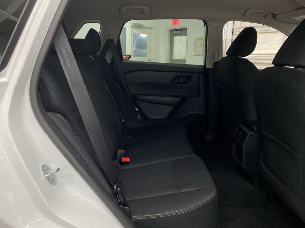 Thumbnail: 2024 Nissan Rogue - 17