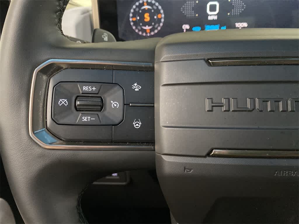 Thumbnail: 2024 GMC Hummer EV - 21