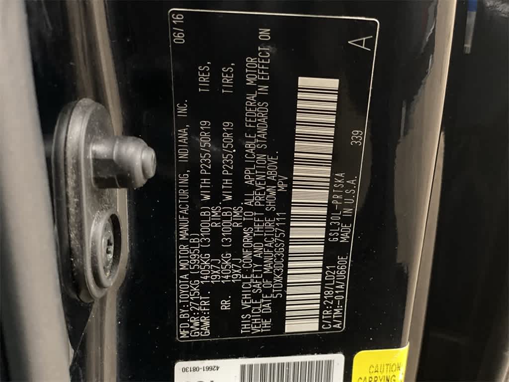 Thumbnail: 2016 Toyota Sienna - 30