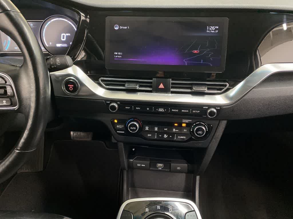 Thumbnail: 2022 Kia Niro - 26