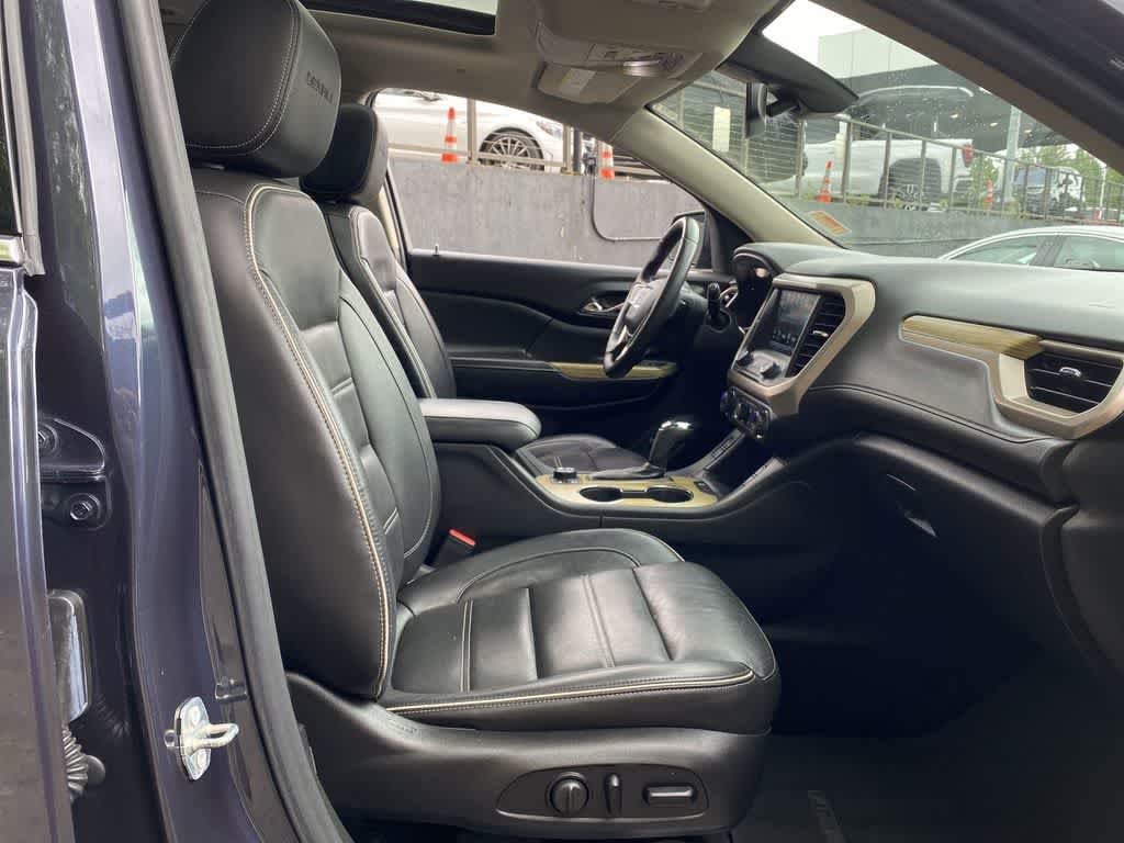 Thumbnail: 2018 GMC Acadia - 18