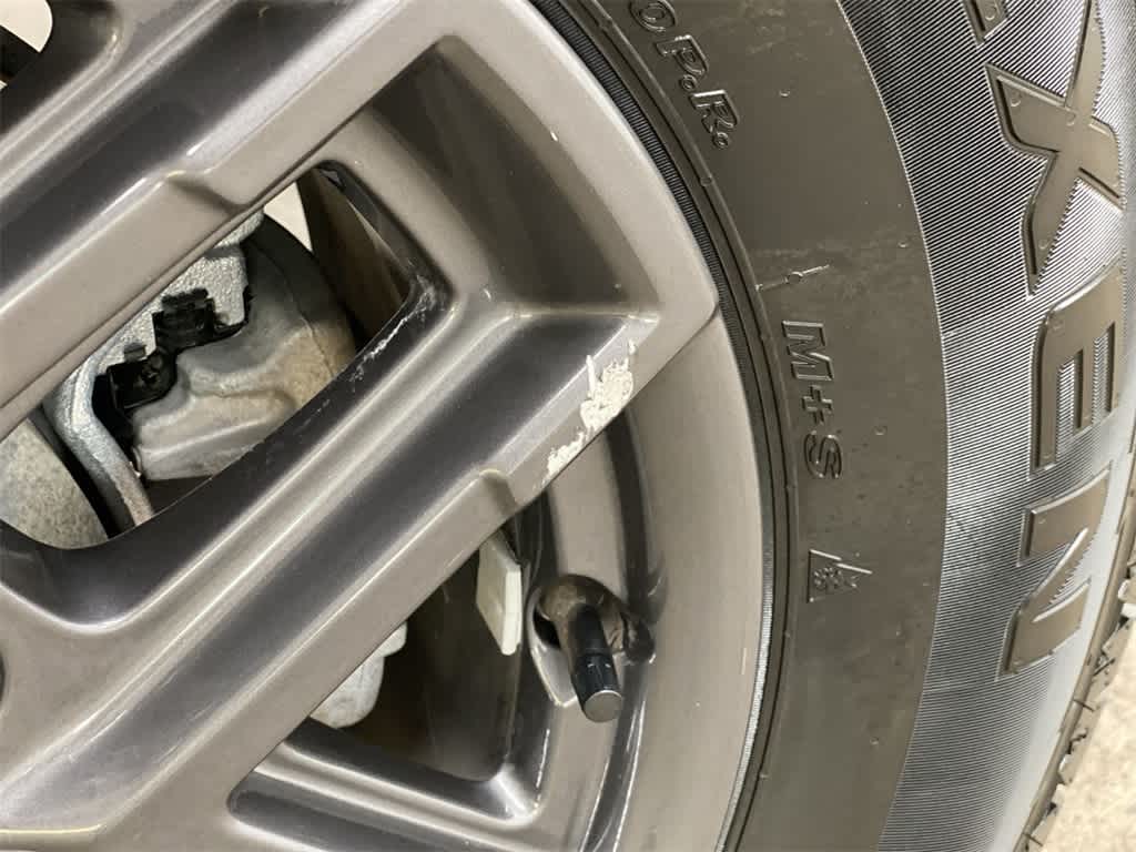 Thumbnail: 2024 Jeep Wrangler - 32