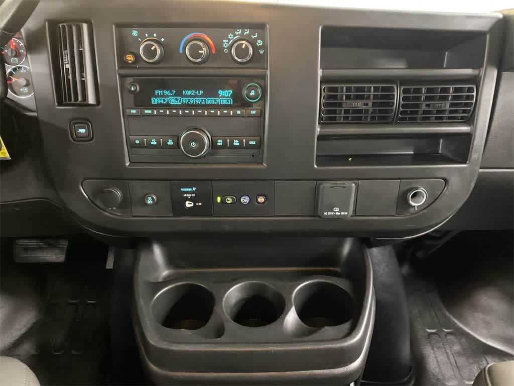 2023 Chevrolet Express 2500 23