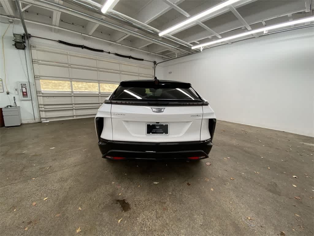 Thumbnail: 2025 Cadillac Lyriq - 5