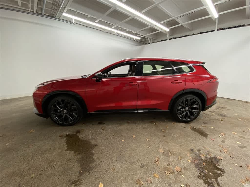 Thumbnail: 2025 Toyota Crown Signia - 3