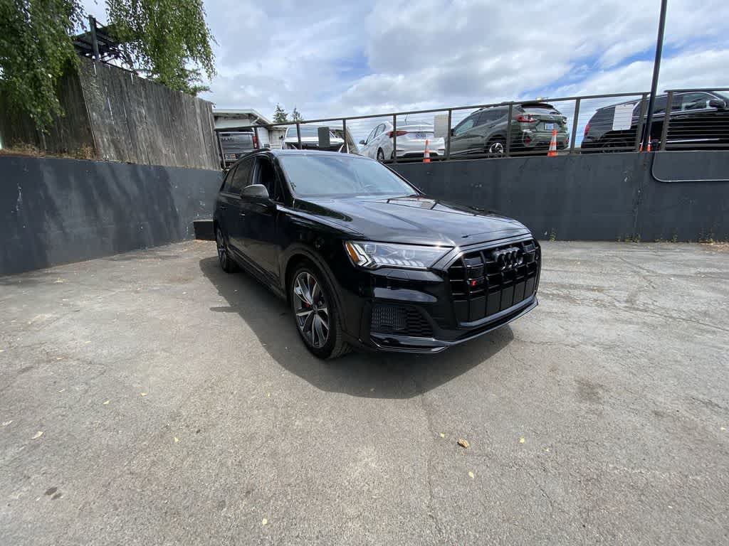 Thumbnail: 2023 Audi SQ7 - 8