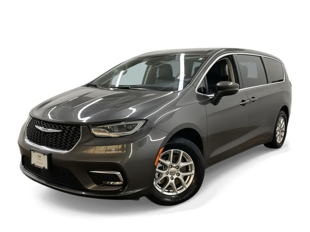 2023 Chrysler Pacifica Touring L -
                  Portland, OR