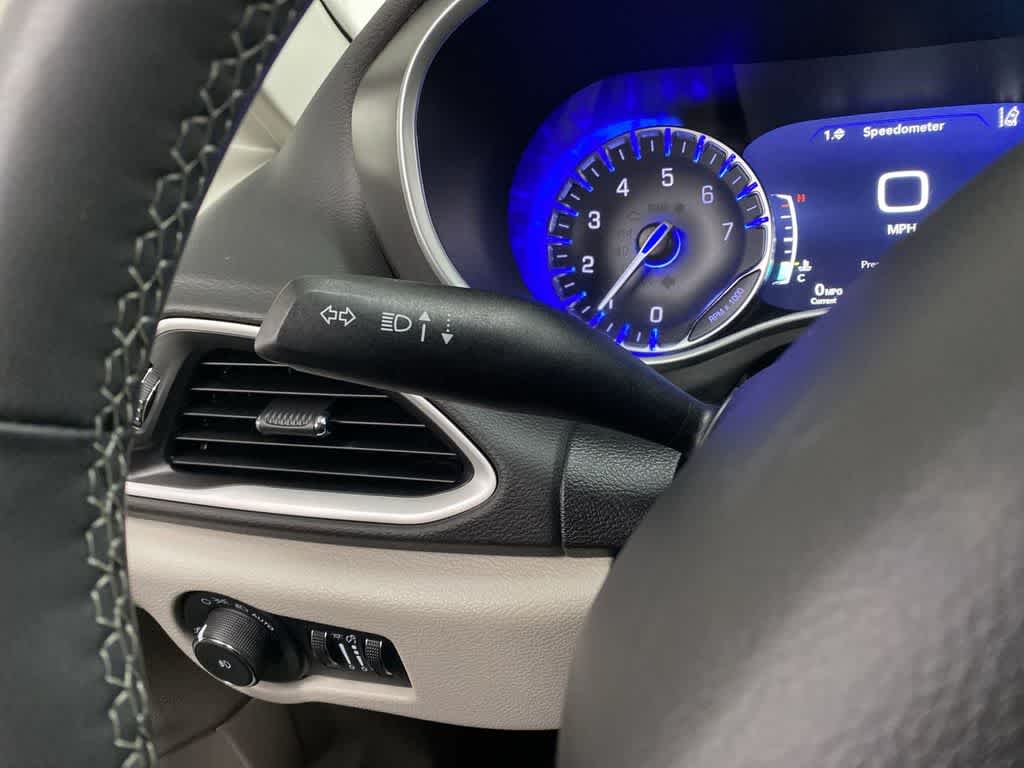 Thumbnail: 2024 Chrysler Pacifica - 24