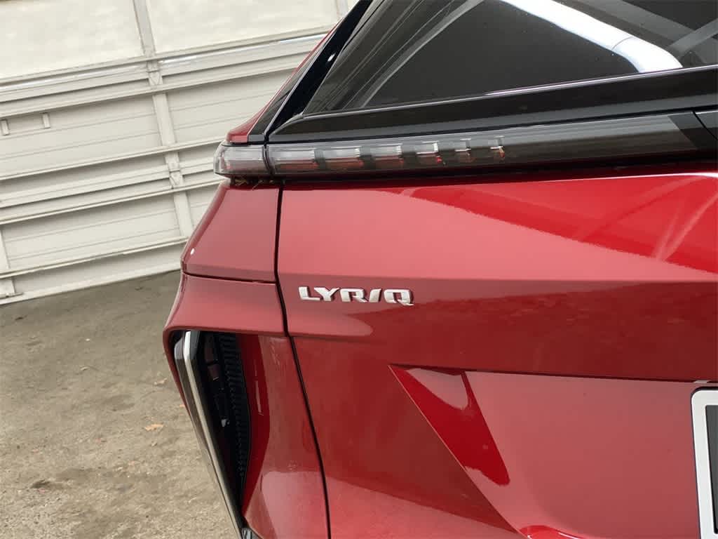 Thumbnail: 2025 Cadillac Lyriq - 10