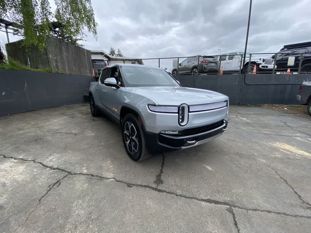 Thumbnail: 2023 Rivian R1T - 8