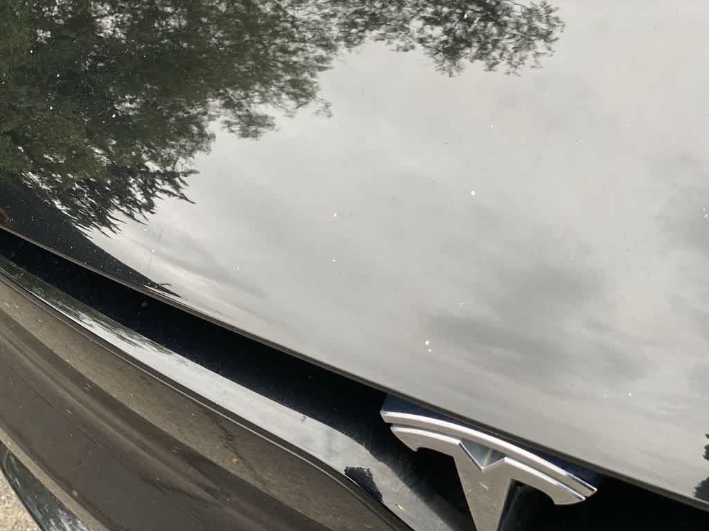 Thumbnail: 2022 Tesla Model X - 28