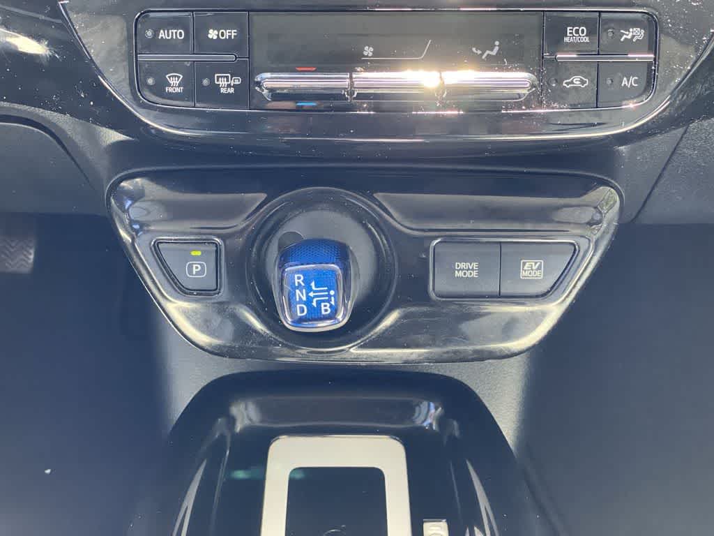 Thumbnail: 2016 Toyota Prius - 27