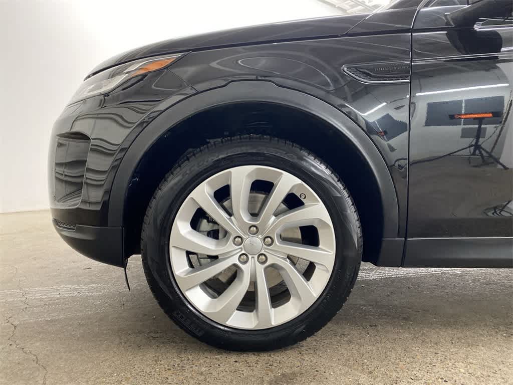 Thumbnail: 2020 Land Rover Discovery Sport - 12