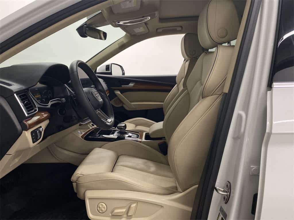 Thumbnail: 2022 Audi Q5 - 14