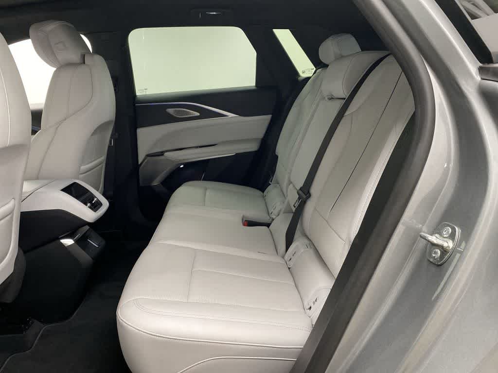 Thumbnail: 2025 Cadillac Lyriq - 17