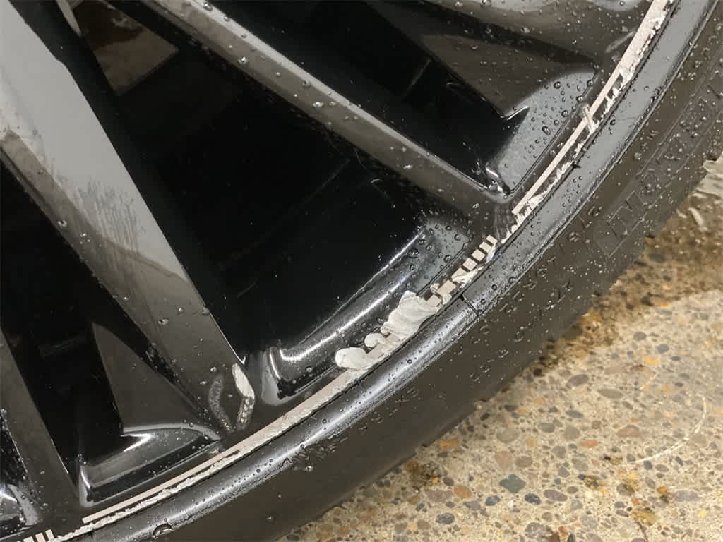 Thumbnail: 2025 Cadillac Lyriq - 31